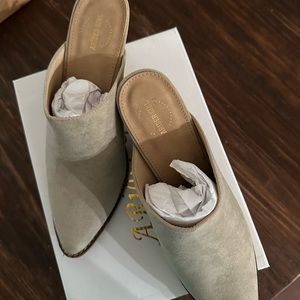 A Rider Girl, size 8, Neutral